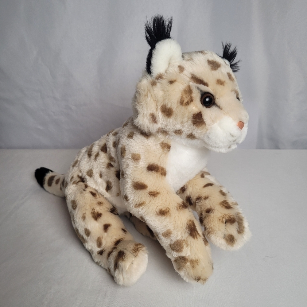 Toys R Us Spotted Lynx Bobcat Plush Stuffed Animal